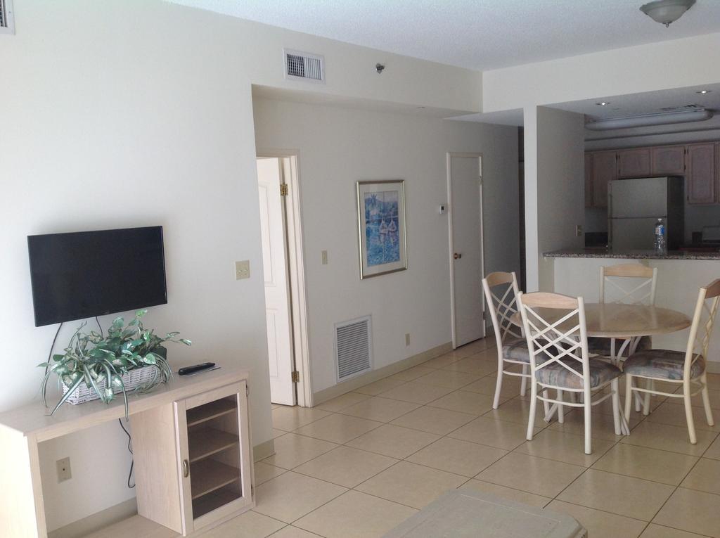 Aquarius Beach Tower Susupe Екстериор снимка