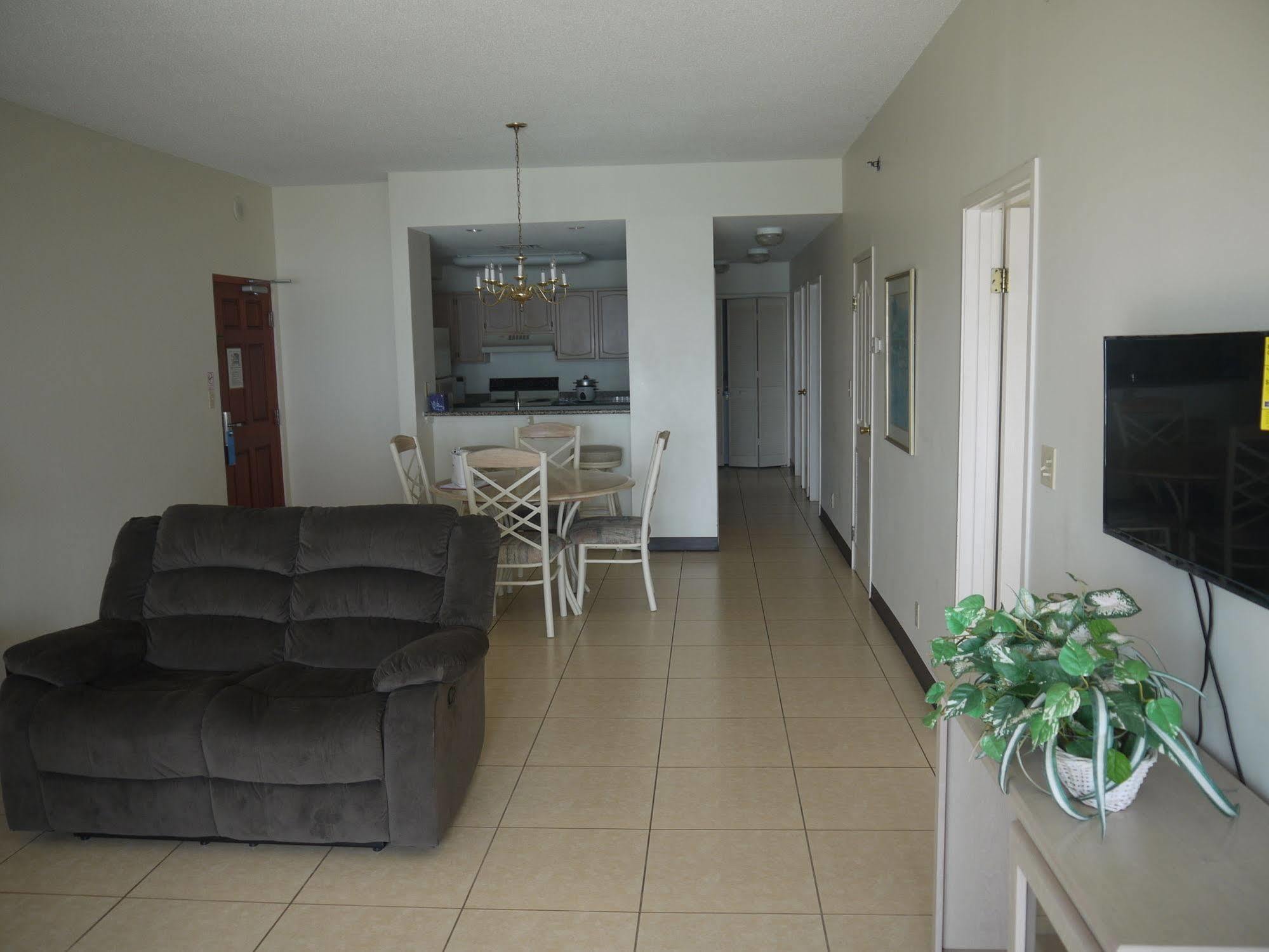 Aquarius Beach Tower Susupe Екстериор снимка